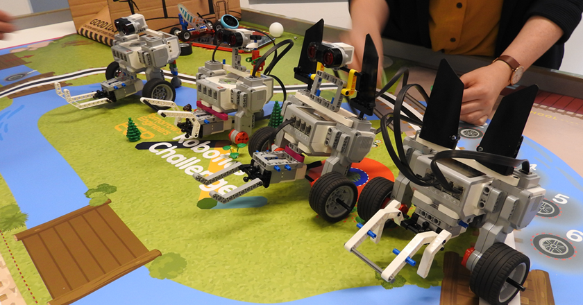 The new Tomorrow's Engineers EEP Robotics Challenge challenge matt